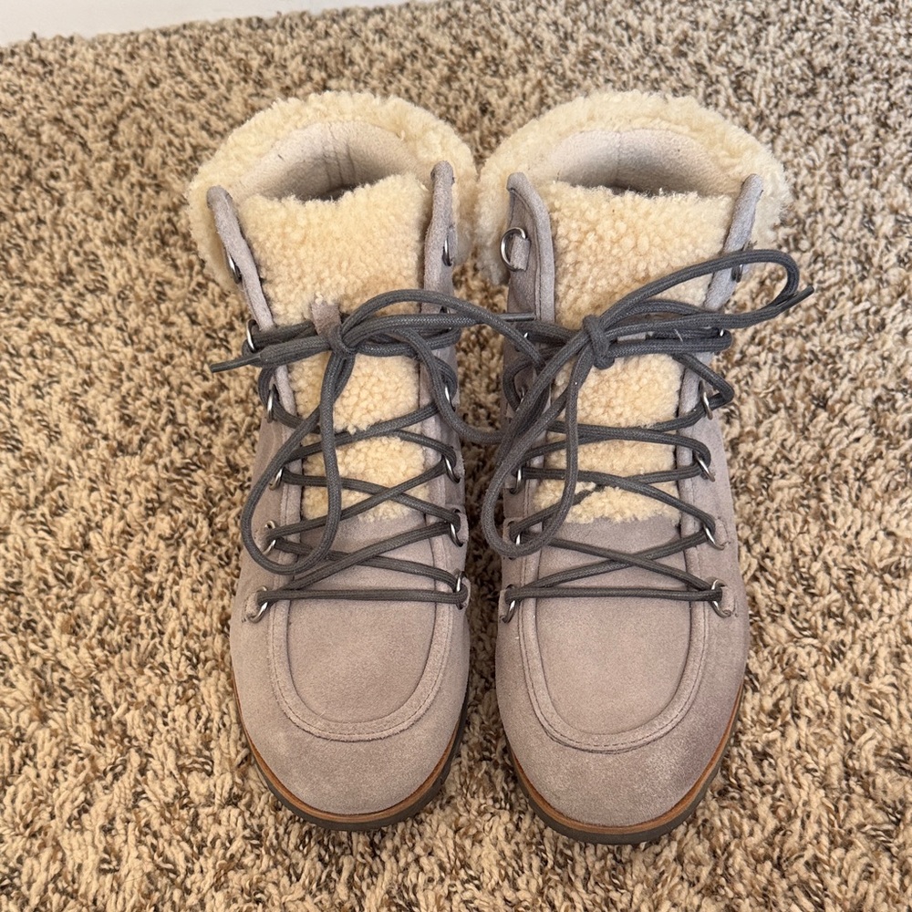 Sorel Women's Gray Shearling Winter Boots